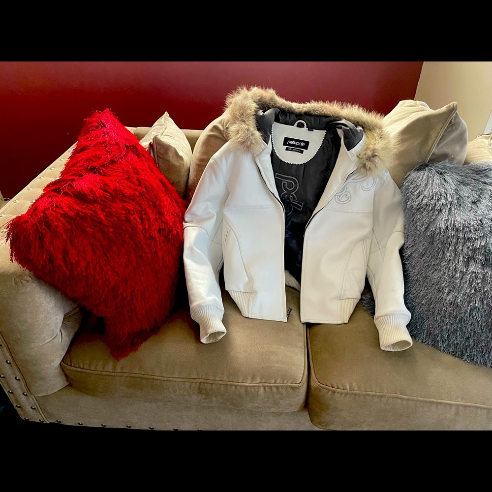 White Pelle Pelle Coat